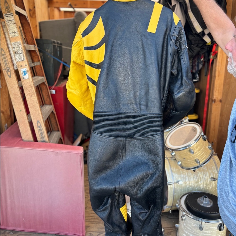 Zooni motorcycle suit - Picture 7 of 7